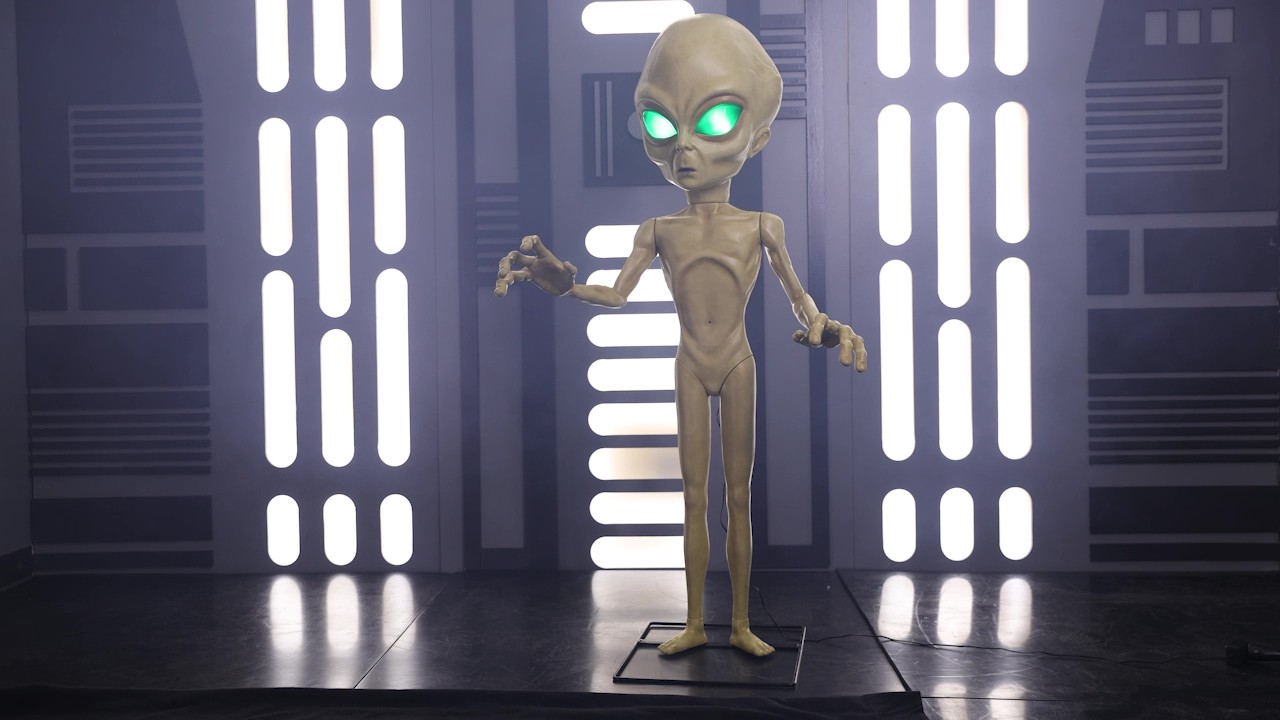 Bring extraterrestrial terror to Earth with this 4.5FT Roswell Alien animatronic! Glowing eyes, eerie movements, and unsettling sounds make it a must for sci-fi-themed haunts.